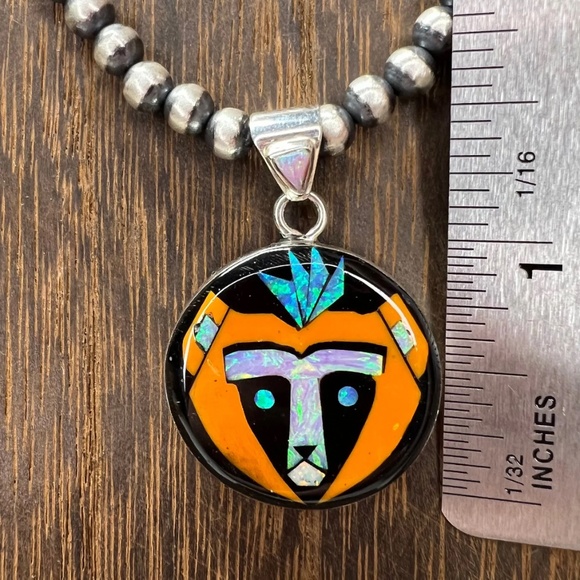 Native American Inlay Pendant - Bear - Picture 3 of 4
